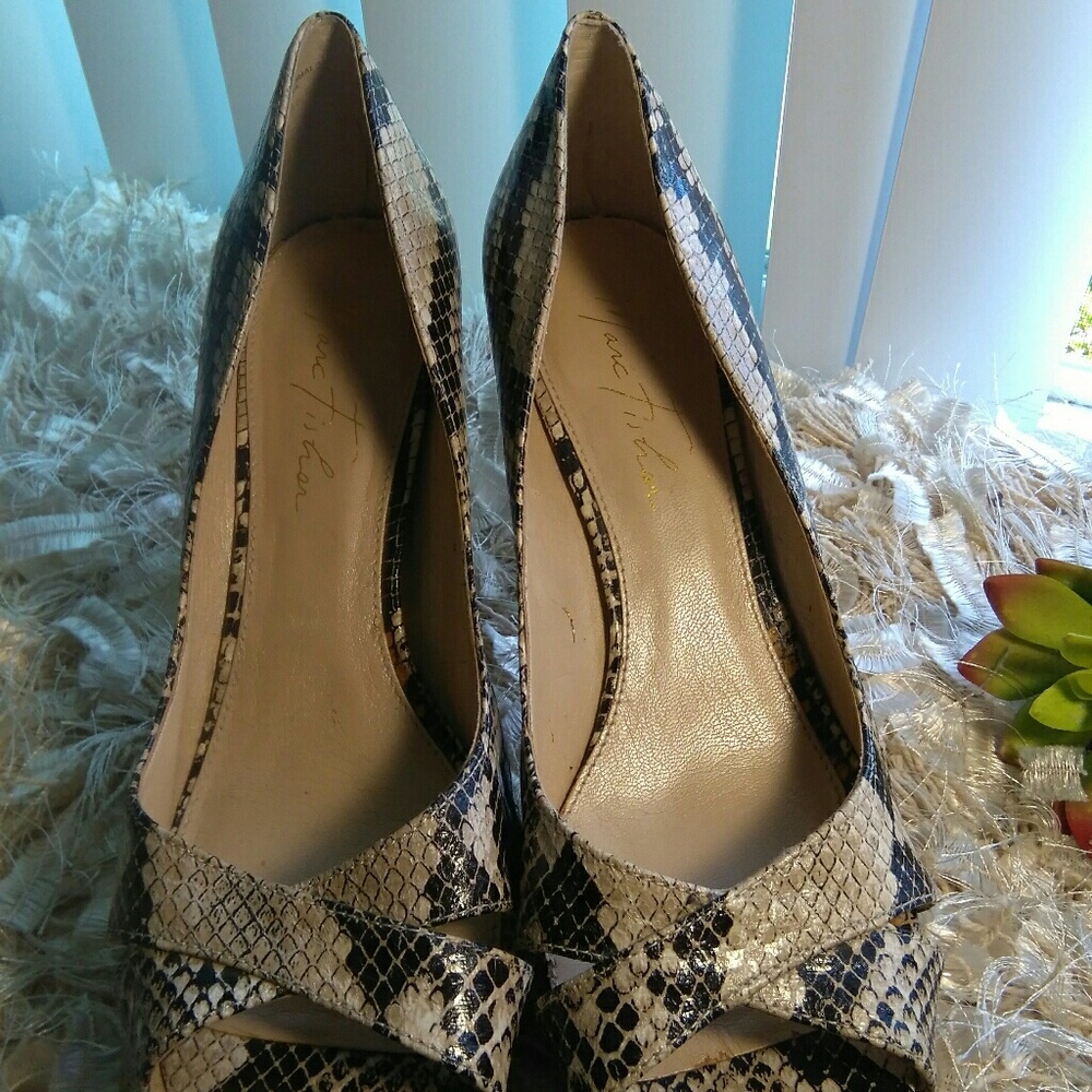 Marc Fisher Heels - Picture 4 of 8